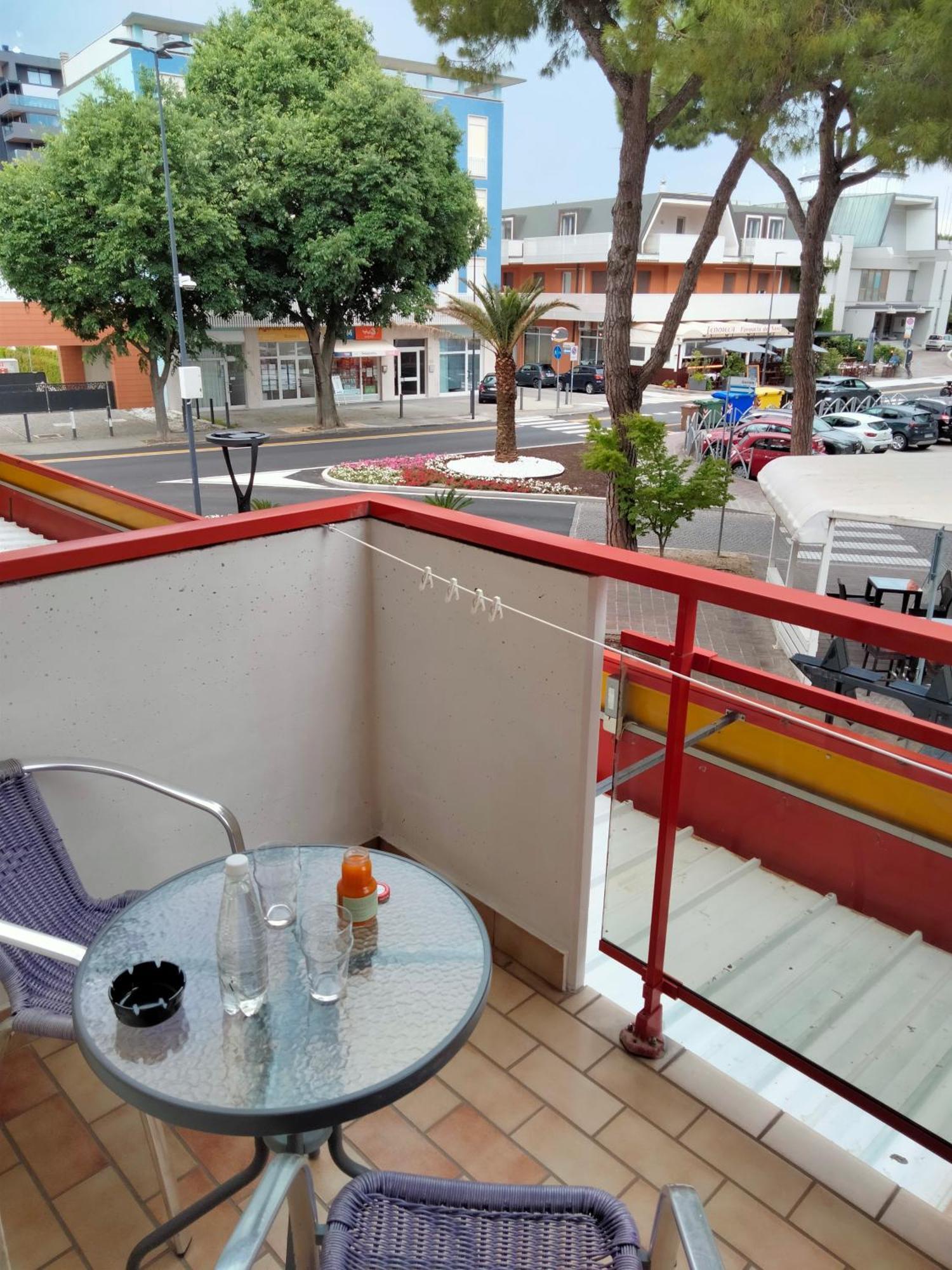 Hotel Stiefel Lignano Sabbiadoro Exterior photo